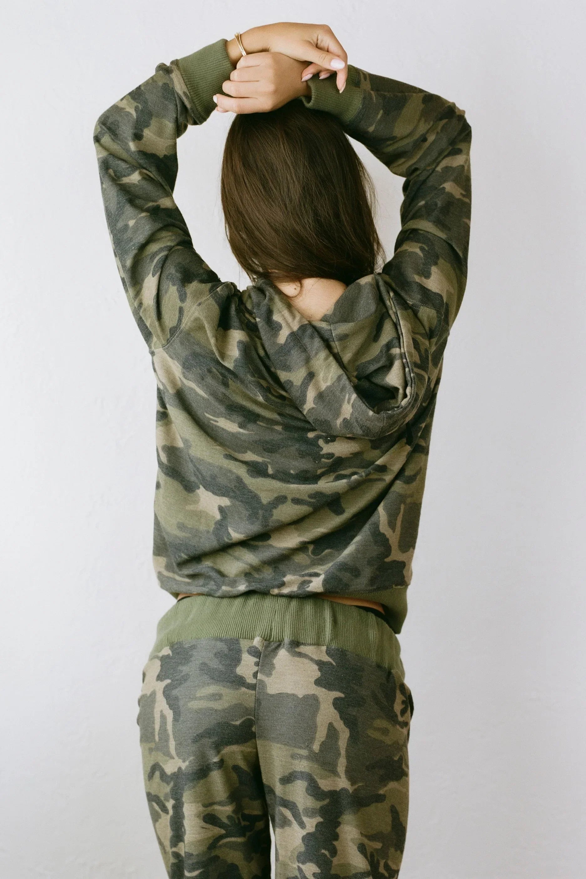 THE OFF DUTY HOODIE