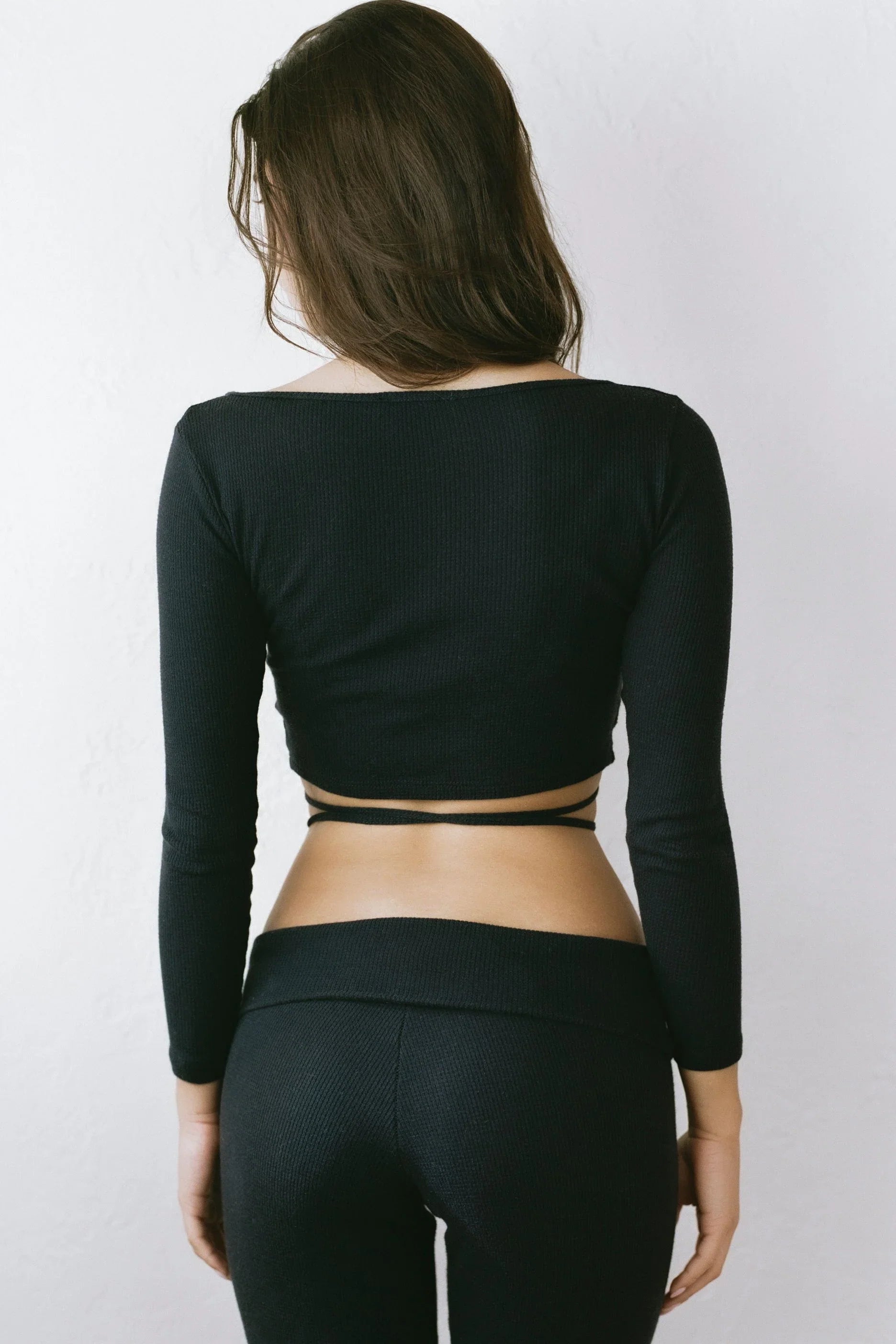 THE NAVY WRAP TOP