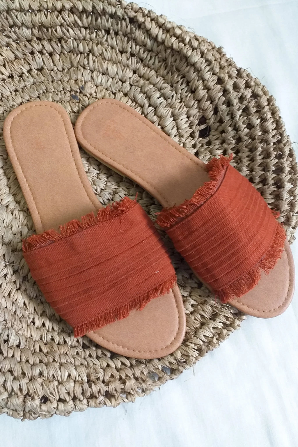 Frays Sandal