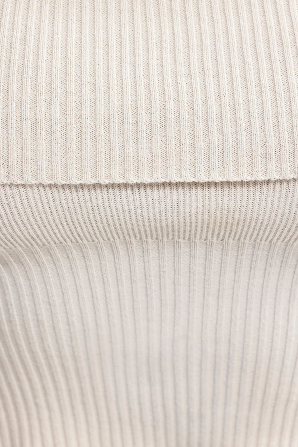 Bandeau Chunky Knit Crop Top in Cream