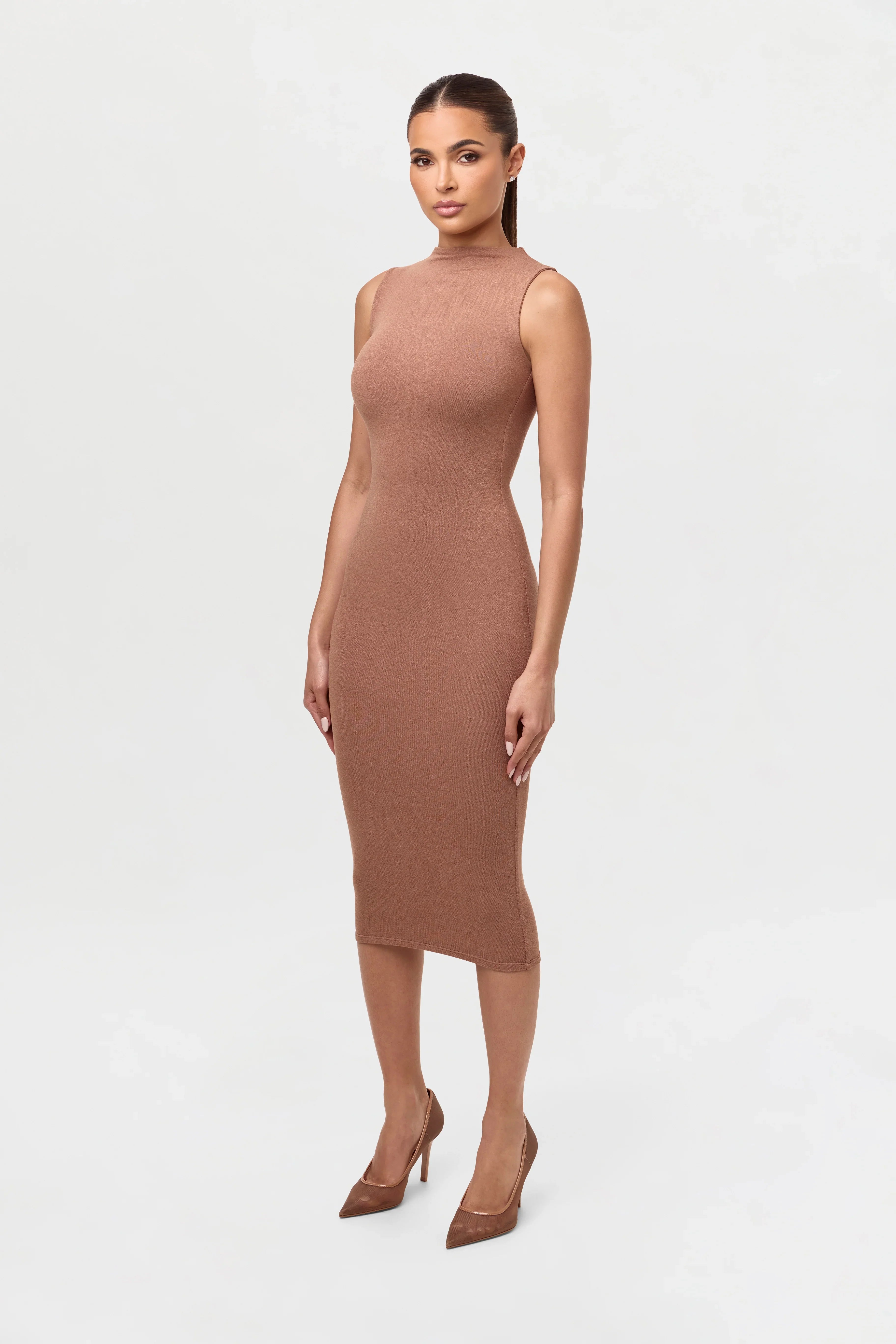The Nw Sleeveless Midi Dress