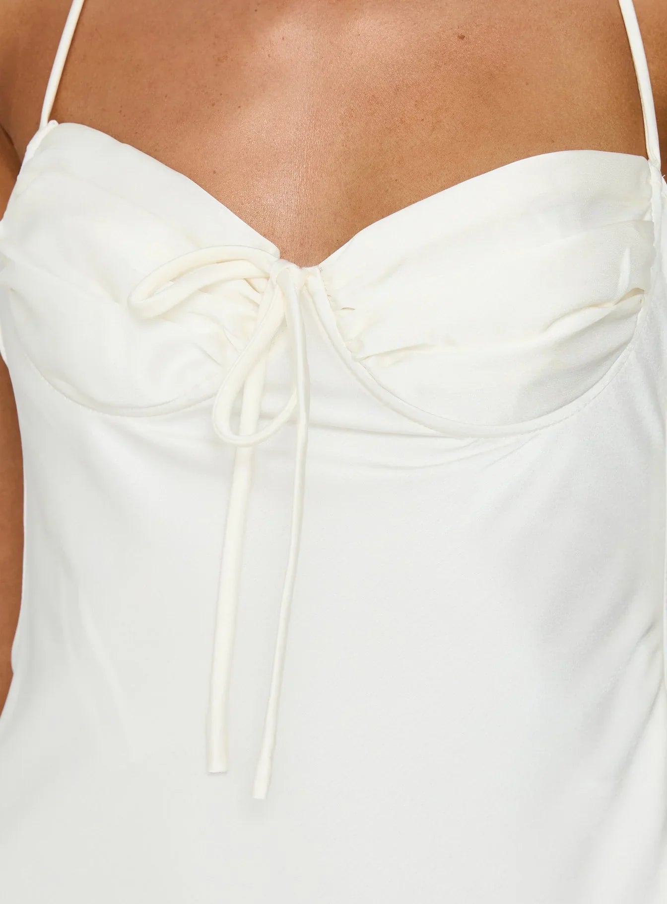Avabelle Halter Mini Dress Champagne