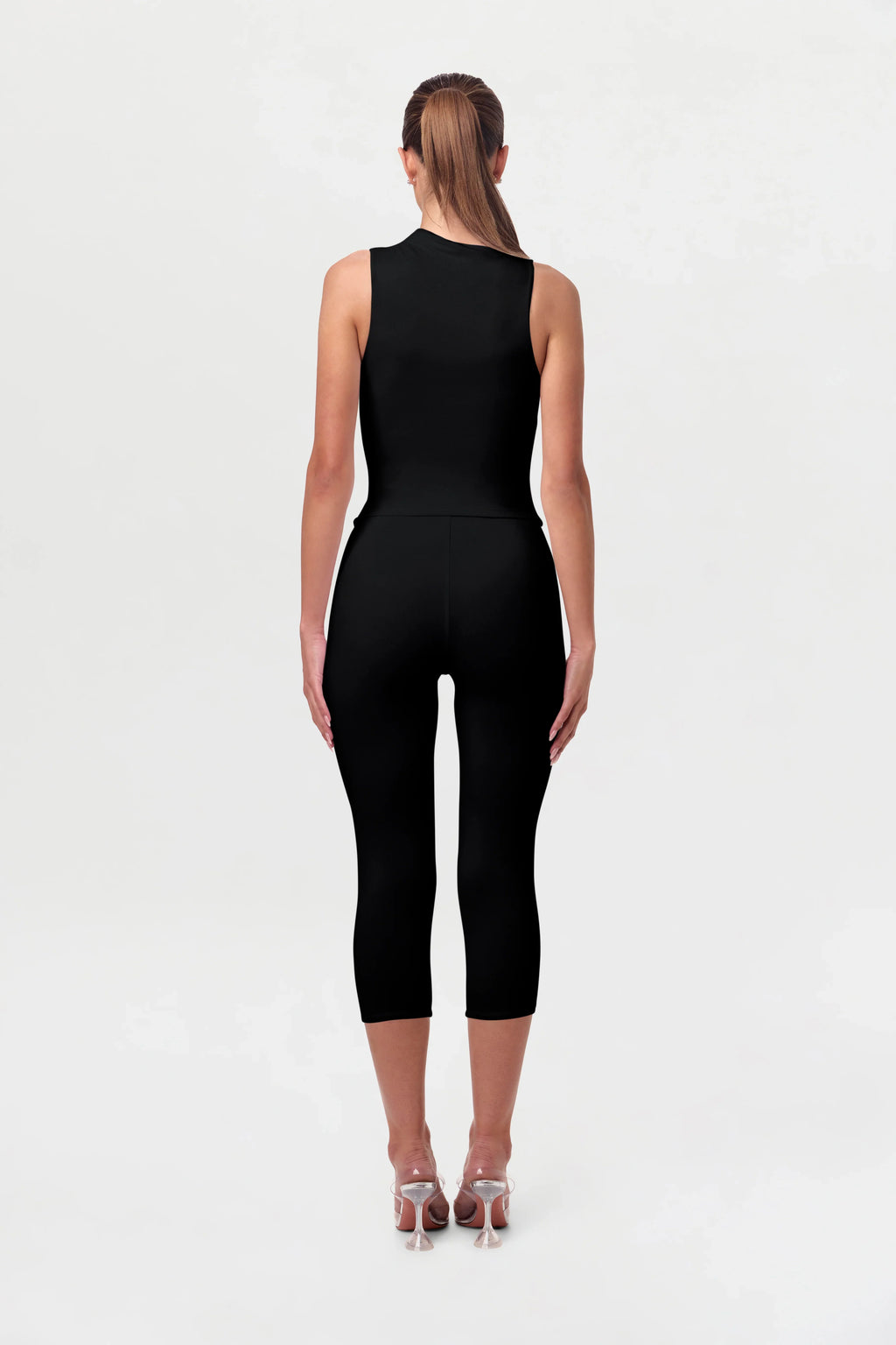 Smooth Sculpt Capri Legging